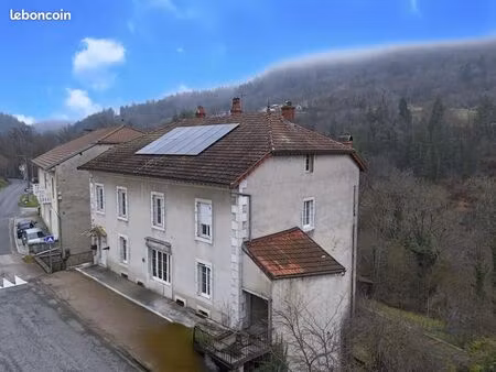 immeuble 6 pièces 500 m²