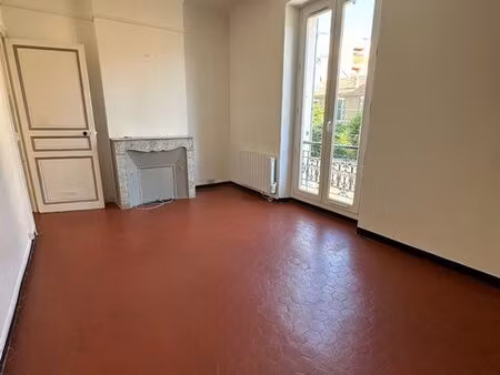 saint jean du var | f2 de 46 m² lumineux