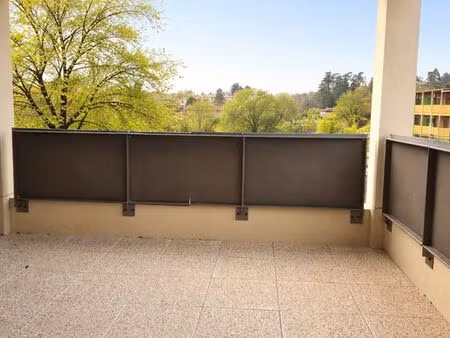 dpe a - t4 récent avec vue sur le parc