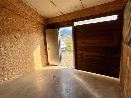 local pour stockage ou petit artisanat