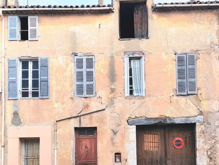 maison 4 pièces 358 m²
