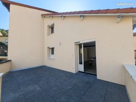 lantriac - maison mitoyenne - 2 chambres