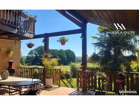 maison 6 pièces 140 m²