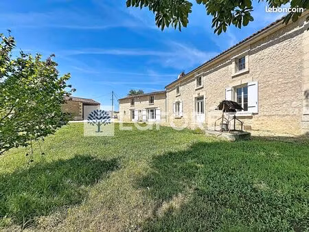 maison 7 pièces 197 m²