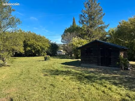 terrain de loisirs plat 2200m2