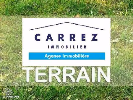 terrain 871 m² commenchon