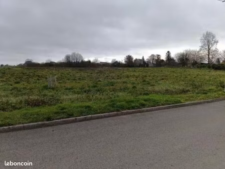 terrain 1 500 m² saint gobain