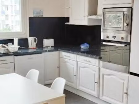 chambre 1 pièce 12 m²