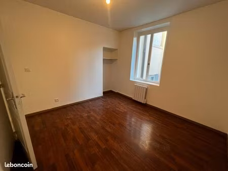 appartement à louer - t3 - 61 1m2 - centre ville tarare