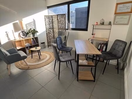 bureau partagé de 22m2 à louer à drumettaz-clarafond
