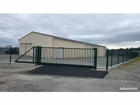 loue local industriel 390m2
