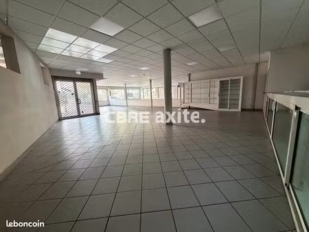 local commercial 450 m² aix-les-bains