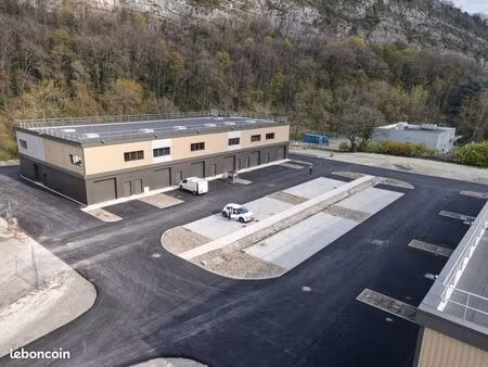 local d’activité neuf de 144 m² à chambéry