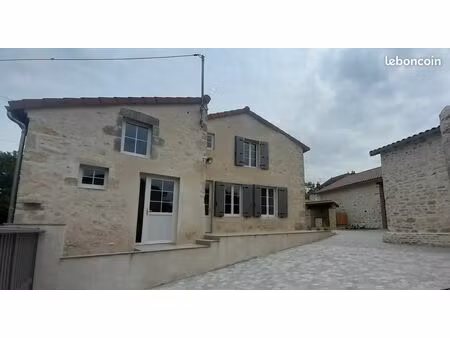 maison avec cour et grange refaite à neuf 2026