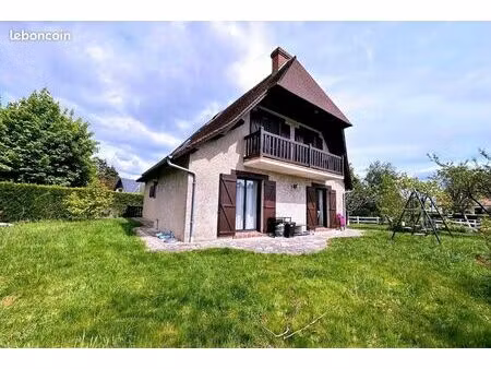 maison 8 pièces 160 m²
