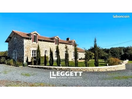 maison 21 pièces 552 m²