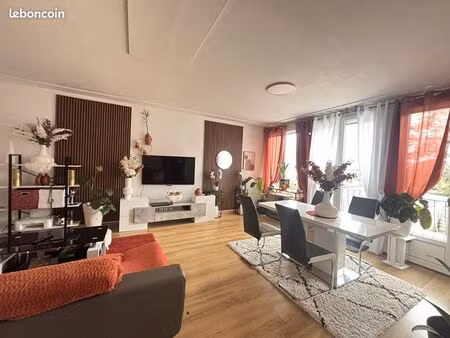 maison 7 pièces 112 m²