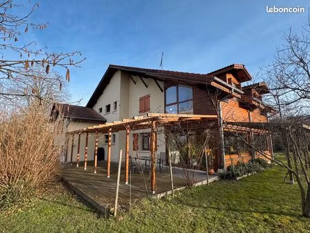 cadre de vie exceptionnel pour cette villa individuelle