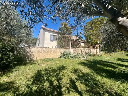 villa 4 pièces 84 m²