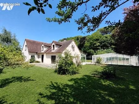 maison 4 pièces 217 m²