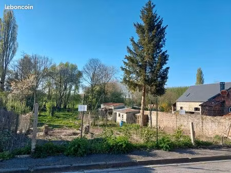 a saisir terrain de loisir