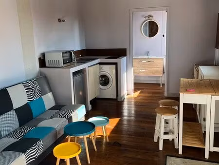 charmant studio à louer