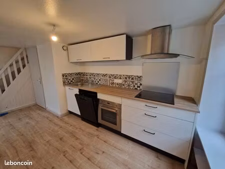 jolie maison en duplex  chaleureusement rénové – fibre  pac réversible  cave voûtée - plei