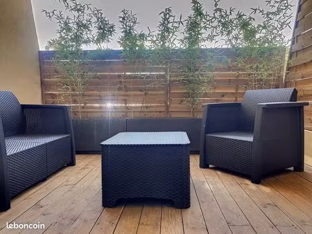 studio 23m2 + terrasse 10m2 - port de hyères