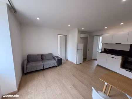 appartement t2 semi meublé