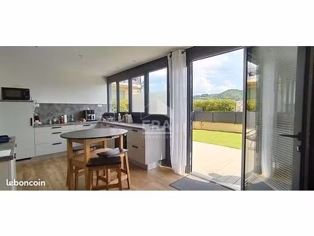appartement 2 pièces 52 m²
