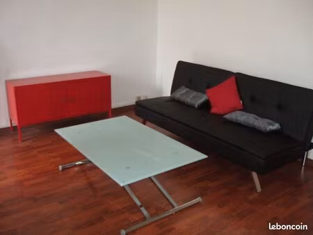 loue 2 pieces meublé 42 m2