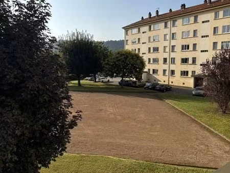 appartement 4 pièces 65 m²