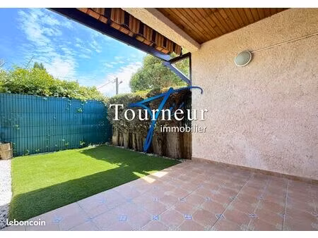 villa 2 pièces 33 m²