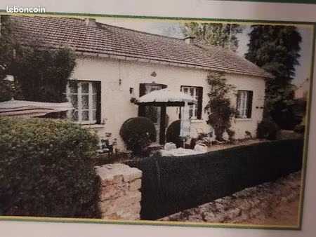 maison de plain-pied de 70 m² avec grand parc arboré de 2600 m²
