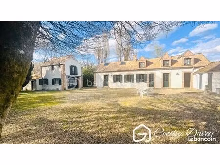 propriété 6 pièces 165 m²