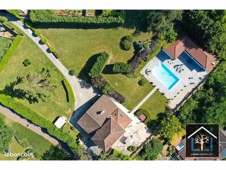 propriété 10 pièces 350 m²