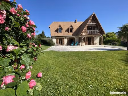 pavillon 6 pièces 182 m²