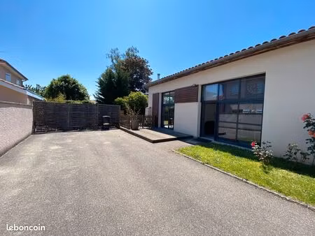maison mitoyenne meublée