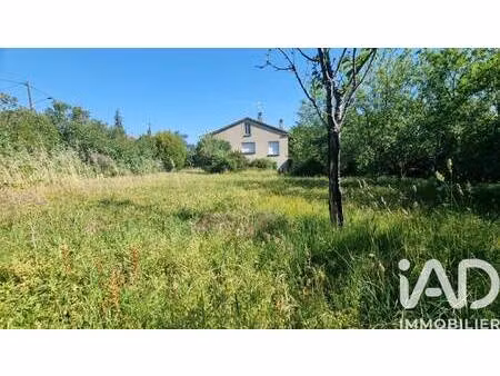 terrain constructible viabilisé à vendre