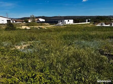 terrain 671 m² saint sernin