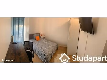 chambre 1 pièce 11 m²