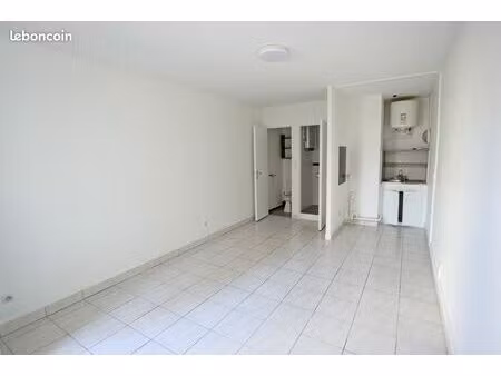 studio 1 pièce 21 m²