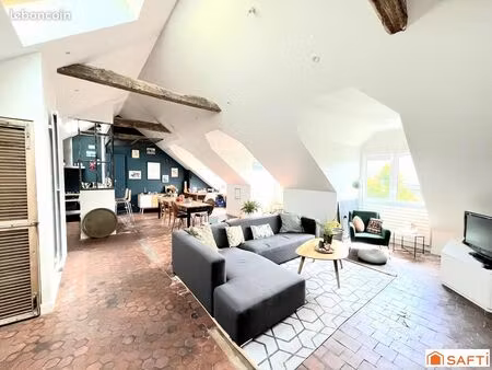 loft 5 pièces 135 m²