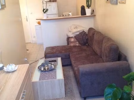 lyon 69003 - t2 - 38 m2 - 64 ave lacassagne