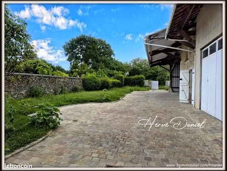 studio 22 m² calme | parking | proche rer c