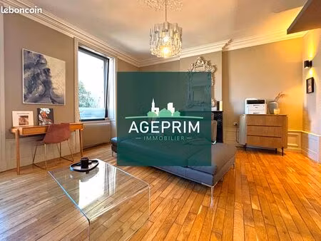 appartement 4 pièces 101 m²