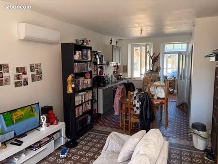 appartement f3 climatisé avec jardin