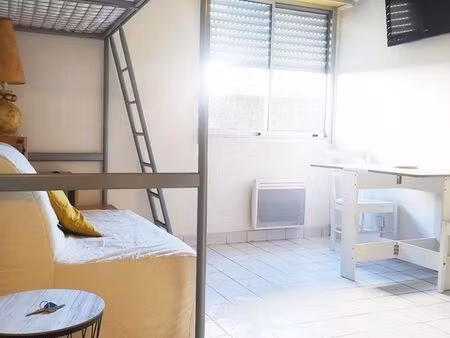 studio meublé- résidence haut de gamme avec tennis et piscine - villefranche promenoir