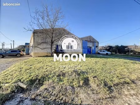 local 600 m² albi