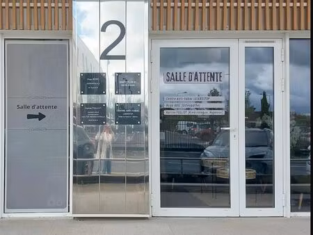loue local médical 40 m2